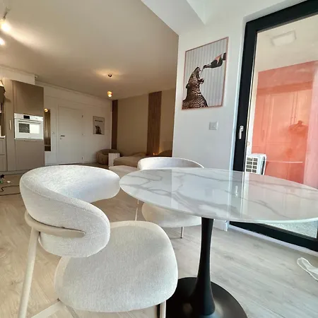 Lv Desiree Loft By Pipera Apartment Bukarest