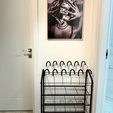 Lv Desiree Loft By Pipera * Bukareszt