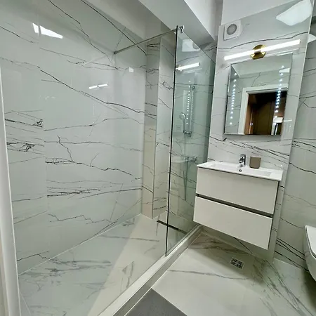 Lv Desiree Loft By Pipera * Boekarest