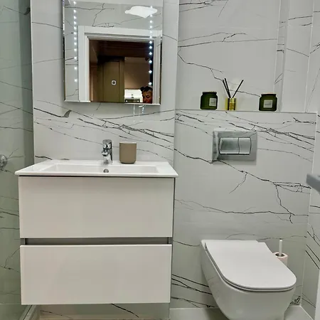 Lv Desiree Loft By Pipera Appartement Boekarest