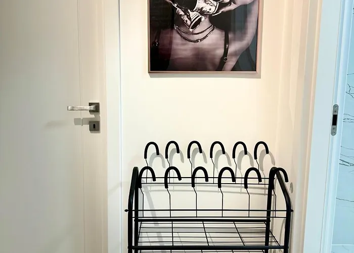 Lv Desiree Loft By Pipera * Bukareszt